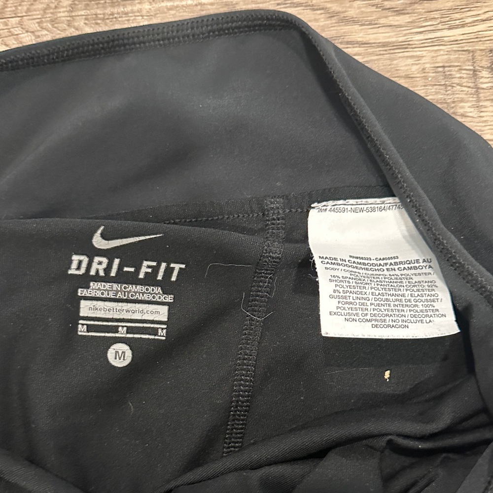Nike Black Athletic Skirt - Picture 2 of 5